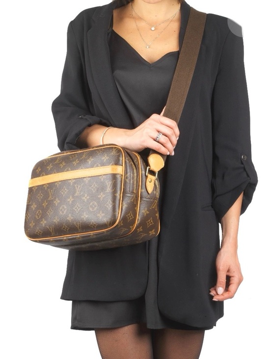 Louis Vuitton Handbags - Authentic Louis Vuitton Reporter PM unisex messenger crossbody bag monogram LV